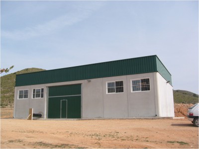 Naves y edificaciones rurales