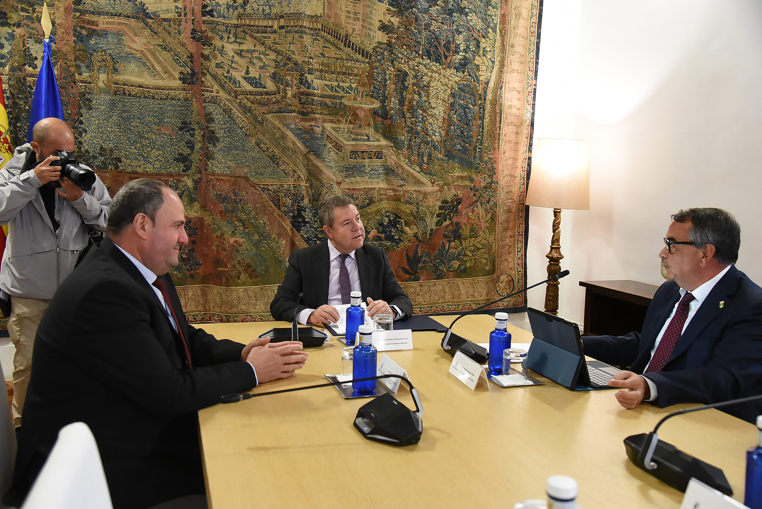 Julián, Page y Montoya