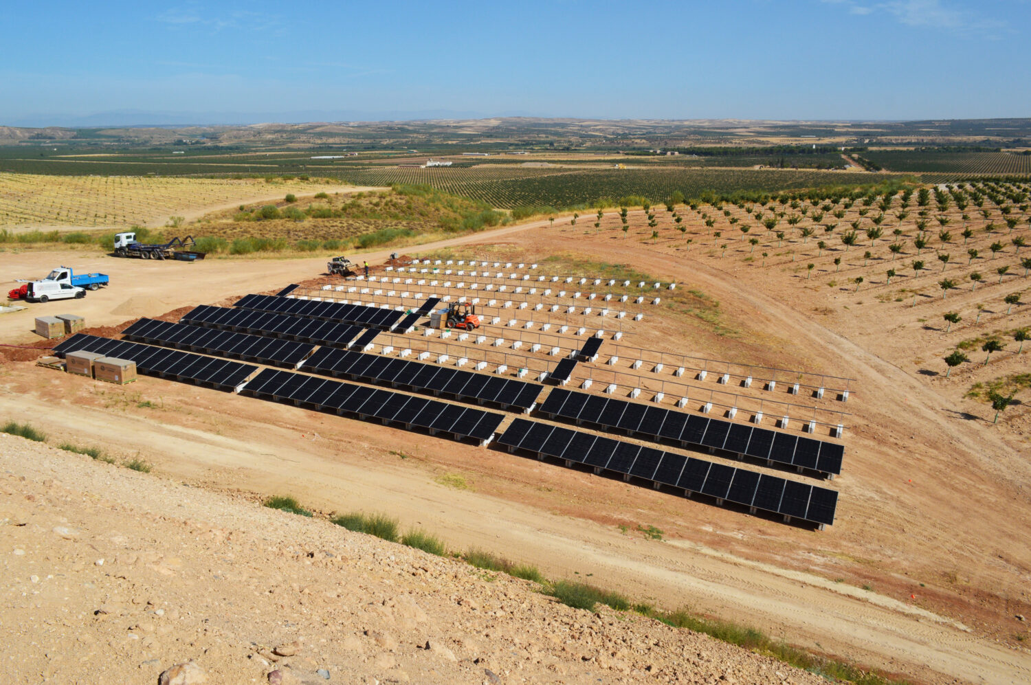 Vista aérea campo solar 08.09.2026